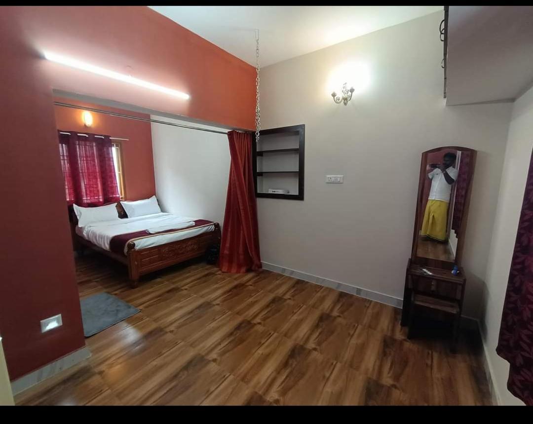 Kurinji Illam Hotel Kodaikanal Eksteriør billede